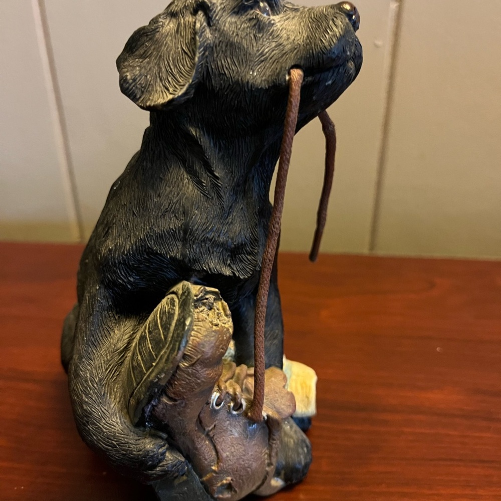 Black Lab Puppy Figurine - Picture 2 of 6